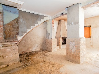 18639-0001 31