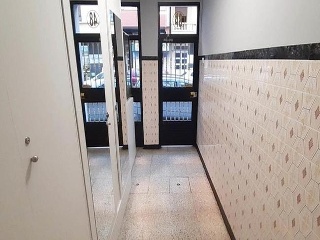 03709-0001 37