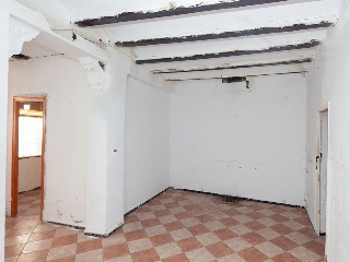 01637-0001 18