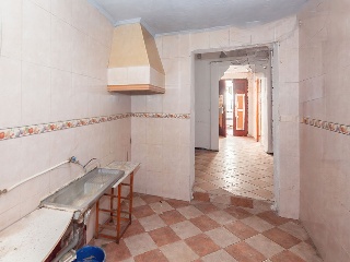 01637-0001 21