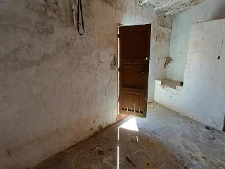 06948-0001 17