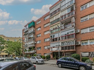 Piso en C/ Eugenio D´Ors  39