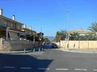 Chalet aislado en calle Médico Federico Martínez, Elda 2