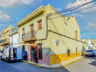 Casa adosada en C/ San Roque - Casinos - Valencia 29
