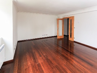 Viviendas con garaje en C/ Antezana de Foronda  57