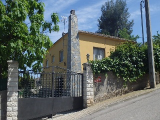 Vivienda unifamiliar en calle La Tossa -Urb.Pinedes de Armengol-   2