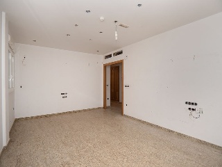 00271-0001 43