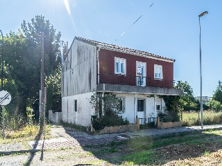 Unifamiliar en venta en Lalín de 140  m²
