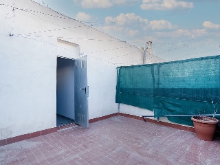 Piso con anejos en C/ Calderón de la Barca 38