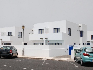 Vivienda pareada en calle La Calera -Residencial Puerto Rubi- Yaiza 3