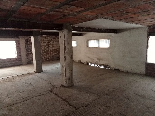 Local comercial en C/ Isaac Albéniz - Fraga - Huesca 26
