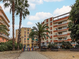 Piso en C/ Oriente, Reus (Tarragona) 10