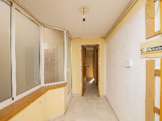 Piso en C/ La Bisbal  32