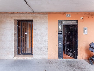 Vivienda en Avenida República Argentina 19