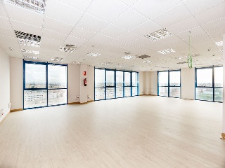 Oficinas y garajes en C/ Arquitectura 8