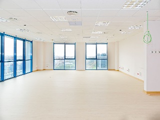 Oficinas y garajes en C/ Arquitectura 10