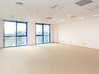 Oficinas y garajes en C/ Arquitectura 13