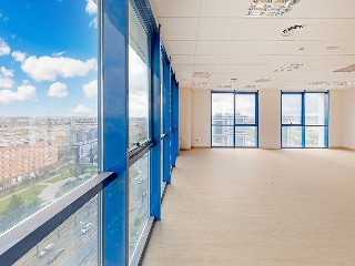 Oficinas y garajes en C/ Arquitectura 15