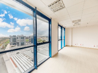 Oficinas y garajes en C/ Arquitectura 17