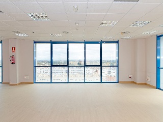 Oficinas y garajes en C/ Arquitectura 21