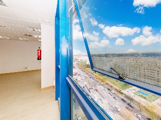 Oficinas y garajes en C/ Arquitectura 26