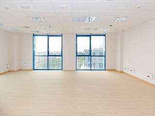 Oficinas y garajes en C/ Arquitectura 28