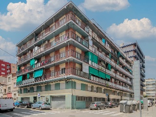 Piso en venta en Sabadell de 70  m²