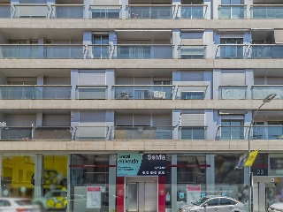 Local en venta en Sabadell de 189  m²
