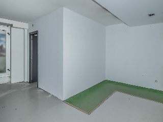 Local en Ctra de Barcelona 21