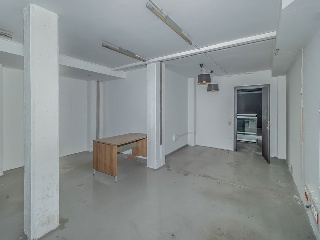 Local en Ctra de Barcelona 24