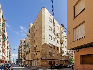 Piso en venta en Mataró de 74  m²