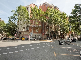 Piso en venta en Barcelona de 615  m²