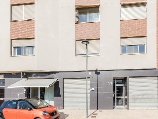 Local en C/ Josefa Ahuir 3