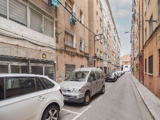 Piso en venta en Rubí de 57  m²