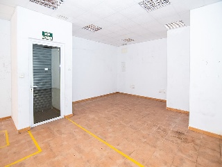 Local en C/ Doctor Pedro Villamor - Ed Gil - Murcia  10