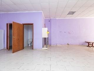 Local en C/ Cullera 10