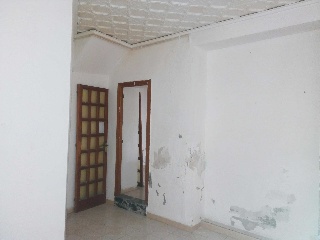 Locales en C/ Virgen de Sales 6