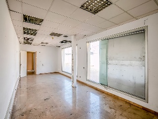 Local en C/ San Ferrán - Sabadell - 18