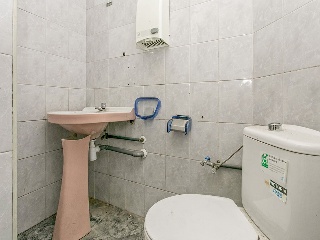 Local en C/ Bergueda 27