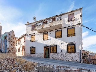 Unifamiliar en venta en San Lorenzo De La Parrilla de 132  m²