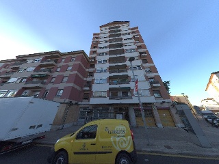 Piso en venta en Girona de 90  m²