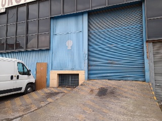 Local comercial en C/ Industria - Ripollet - Barcelona 11