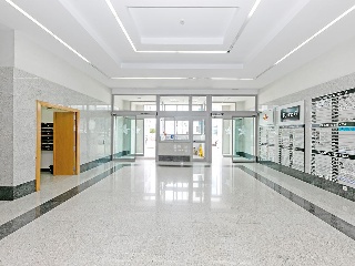 Oficina en C/ Arquitectura - Sevilla - 13