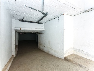 Local en C/ Francesc Layret - Cornellá de Llobregat - 26