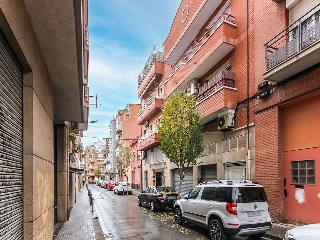 Local en C/ Francesc Layret - Cornellá de Llobregat - 30