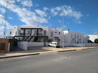 Garaje en venta en Orihuela de 13  m²