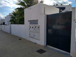 64908-0001 3