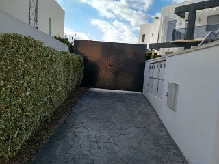 64908-0001 4