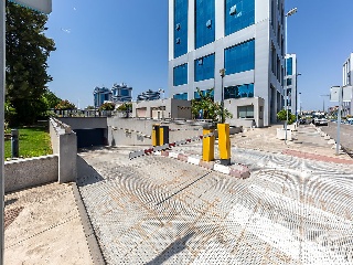 62638-0001 18