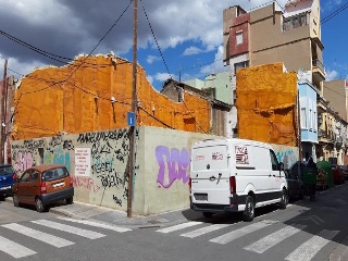 Suelo en C/ Almirante Cruilles 6
